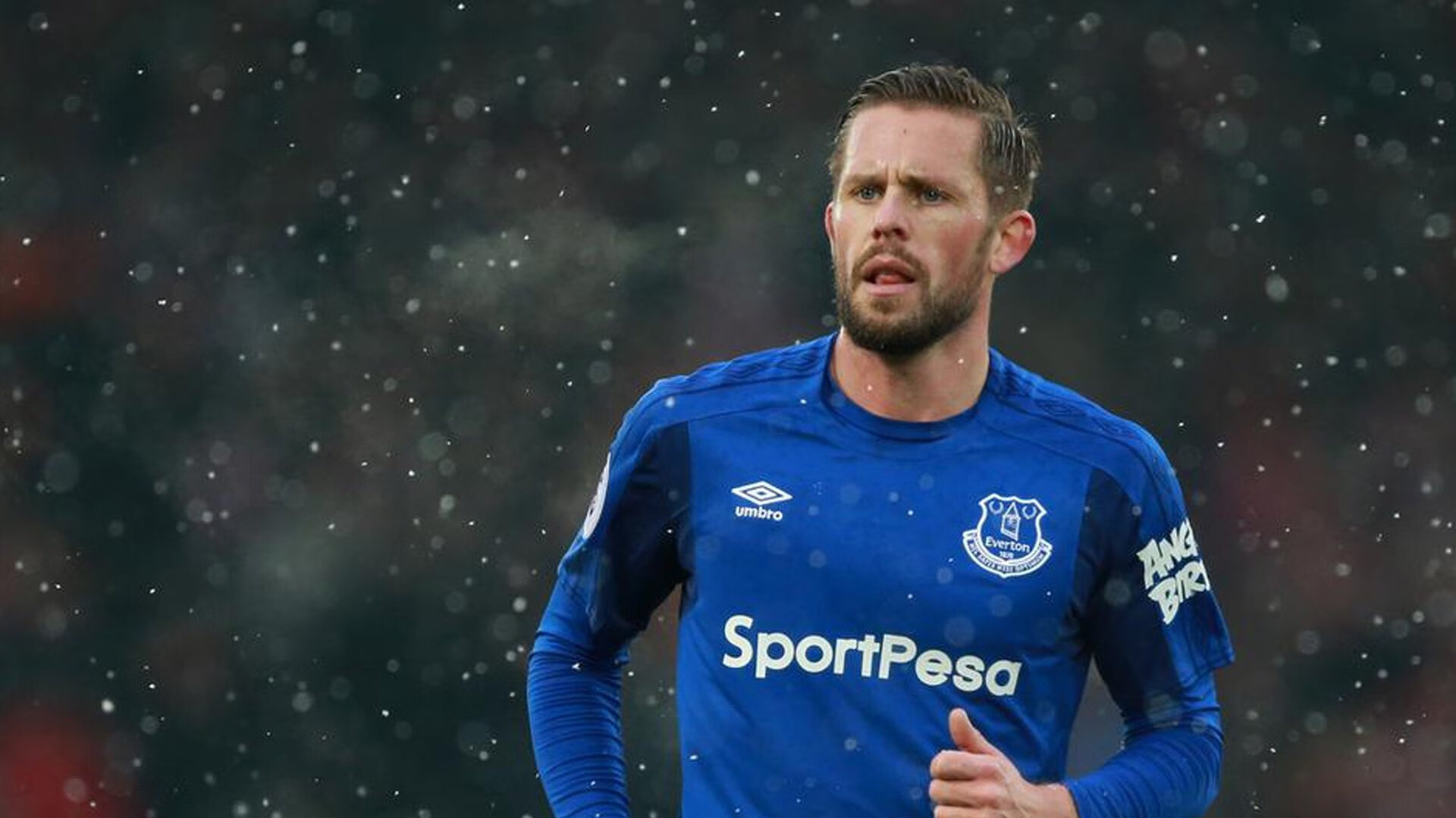 如何通过掩护制造空位三分机会